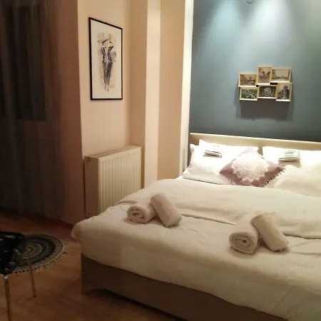 Karolou Dil Luxury And Business Apartment *