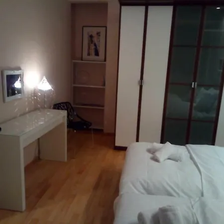 Karolou Dil Luxury And Business