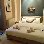 Karolou Dil Luxury And Business