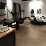 Karolou Dil Luxury And Business *