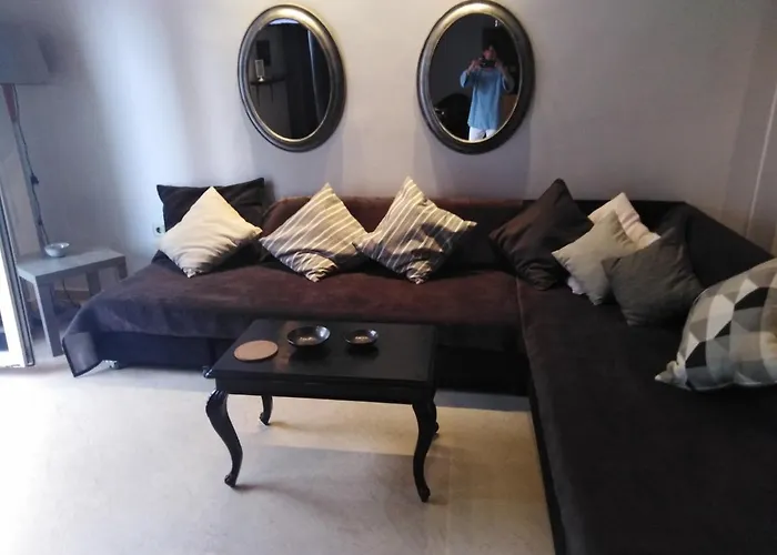 Karolou Dil Luxury And Business *